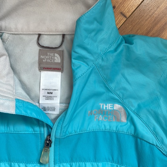 North Face Flight Series lightweight lined jacket. - Picture 2 of 5
